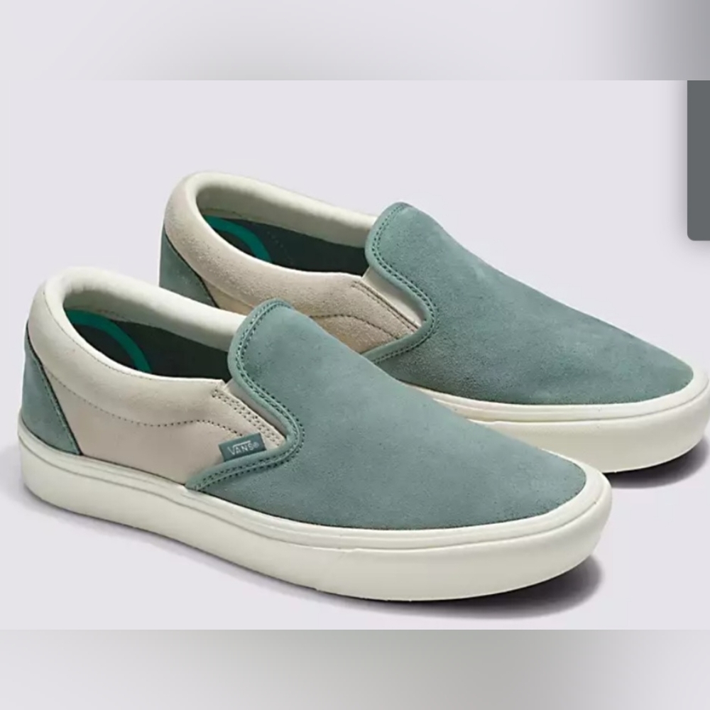 NIB & NWT Vans Growing Everyday ComfyCush slip on, green/white 10.5M/12W